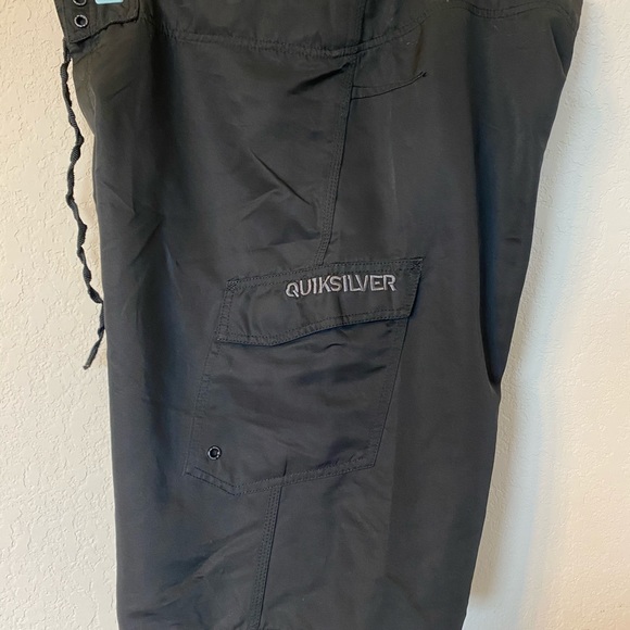 Quick Silver Board Shorts swim trunks - Picture 7 of 7